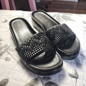 Donald Pliner Black Platform Fifi Slide Sandals